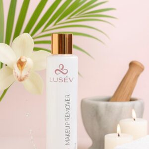 1.- MAKE-UP REMOVER